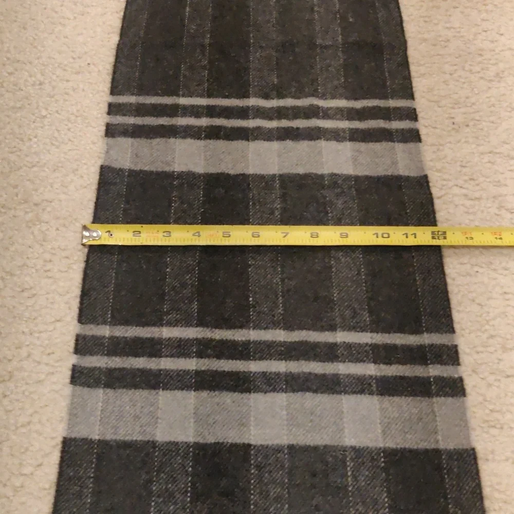 New!Men's Black and Gray Striped Plaid  100% Lambwool Scarf Made In Italy